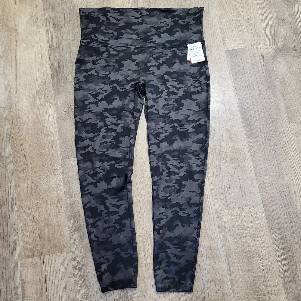 NWT Spanx Shape Camo Leggings